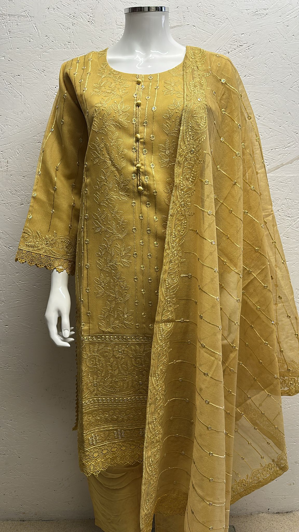 Net 3 Piece with Plain Trouser and Heavy Embriodery Net Dupatta