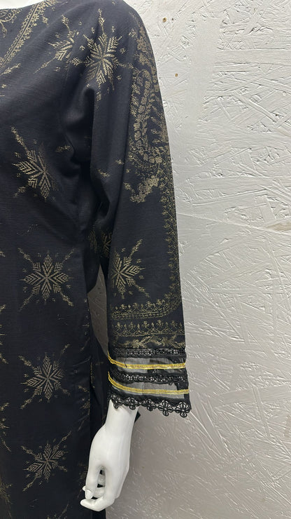 Jacuard Brosha Khaddar 3 Piece with Plain Trouser and Heavy Jacuard Brosha Khaddar Shawl