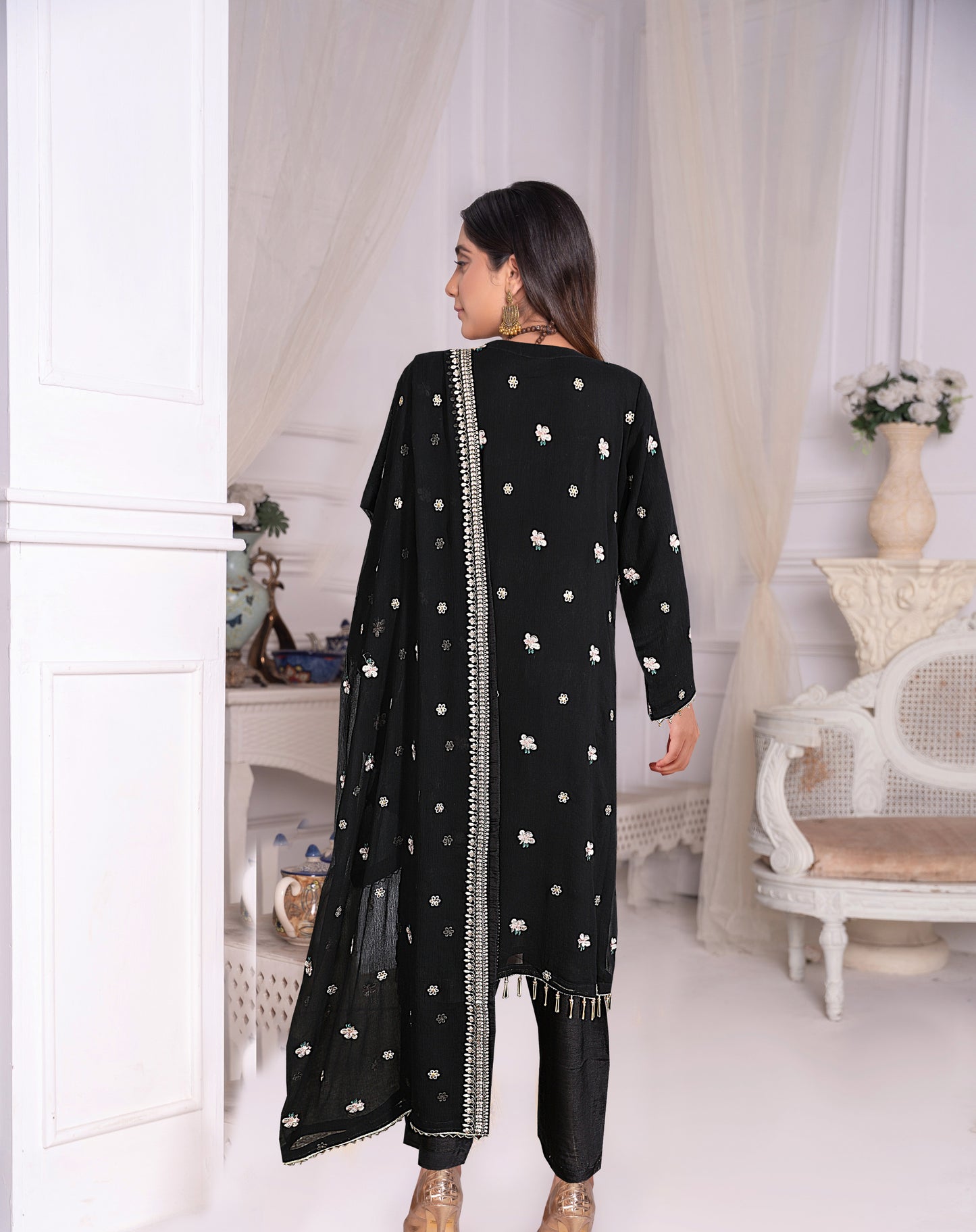 Breeze Exclusive Embriodery Shirt with Raw Silk Trouser and Embriodery Dupatta