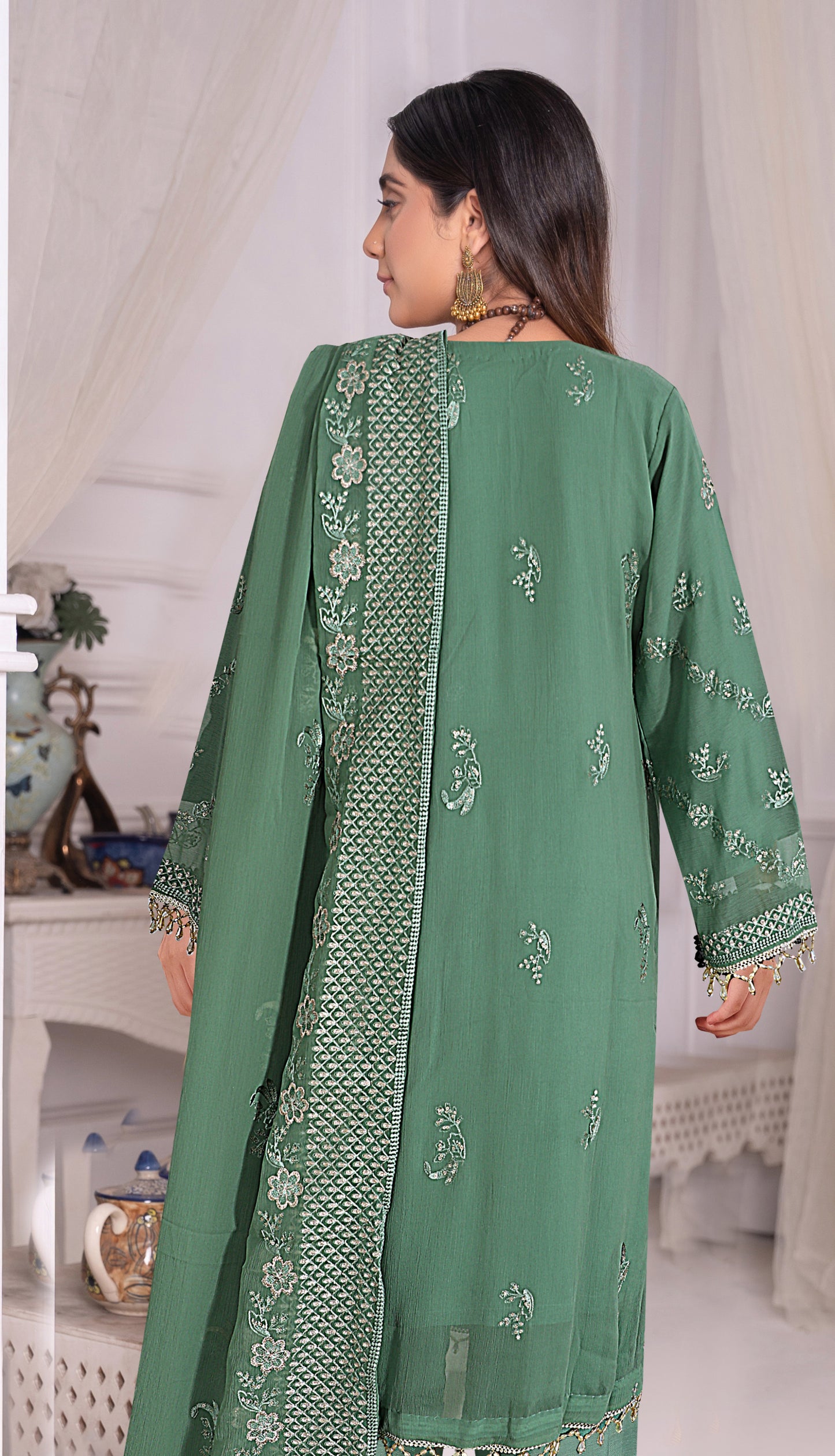 Breeze Exclusive Embriodery Shirt with Raw Silk Trouser and Embriodery Dupatta