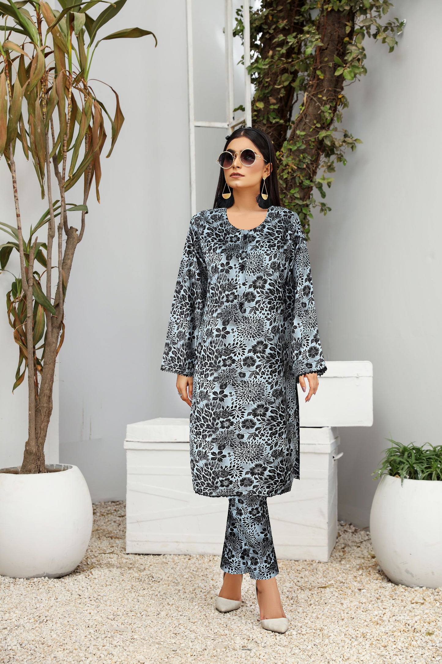 Khaddar 2 Piece Printed All Over Matching Separate